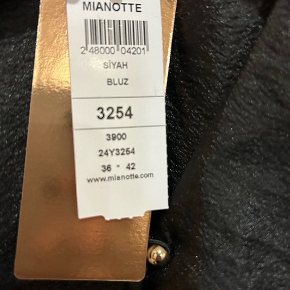 MIANOTTE Off-the-Shoulder Ruffle Detail Organza Blouse size 2 - Picture 9 of 10